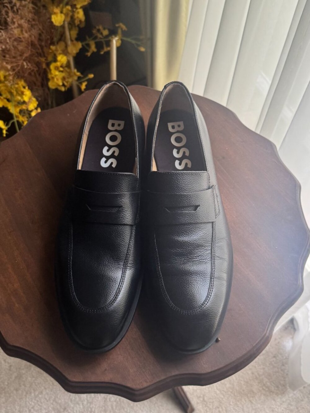 BOSS Shoes - Picture 2 of 2